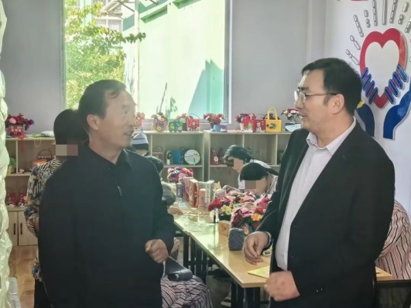 践泰山之诺 ，守精康之约—精神障碍社区康复推进会参观指导“精康家园”