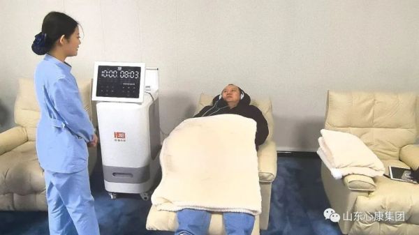 清华大学深圳研究院特聘教授陈起辉就心康控股集团进行考察咨询