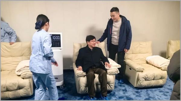 国际上提出“抑郁症是免疫紊乱导致的代谢性疾病”论断的第 一 人——陶然院士来山东心康集团考察合作