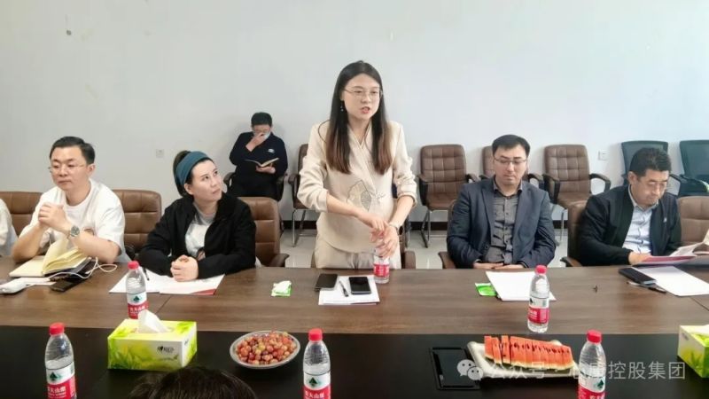 清大华商EMBA总裁高 级研修班-共进班走进心康控股集团参观交流